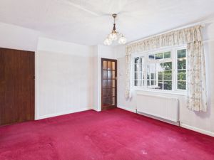 Living room - click for photo gallery